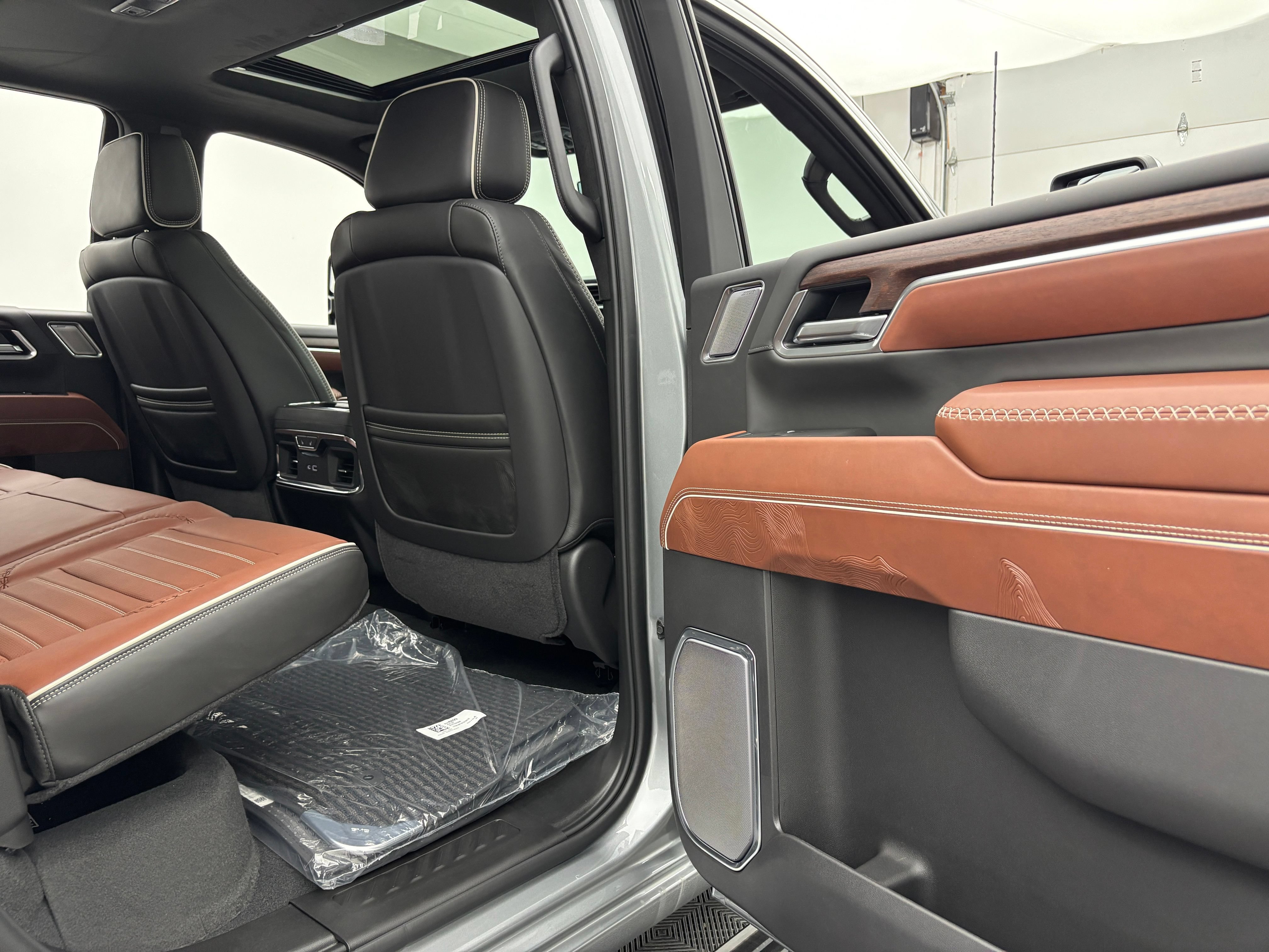 New 2026 GMC Sierra 2500 Denali Ultimate AWD/4WD image 42