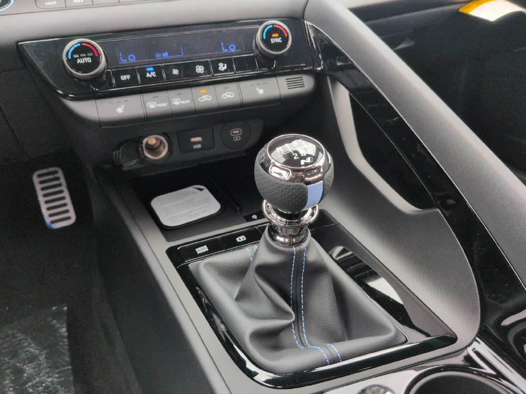 New 2026 Hyundai Elantra N FWD image 25