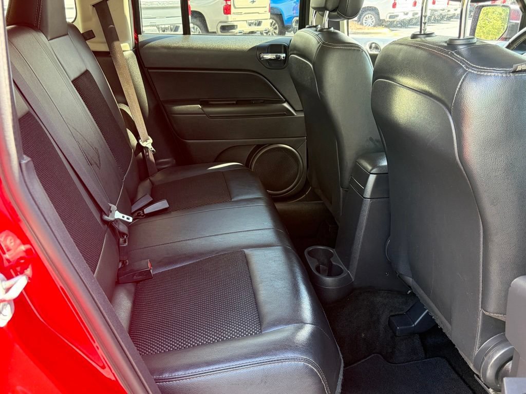 Used 2016 Jeep Patriot Sport w/ Power Value Group AWD/4WD image 24