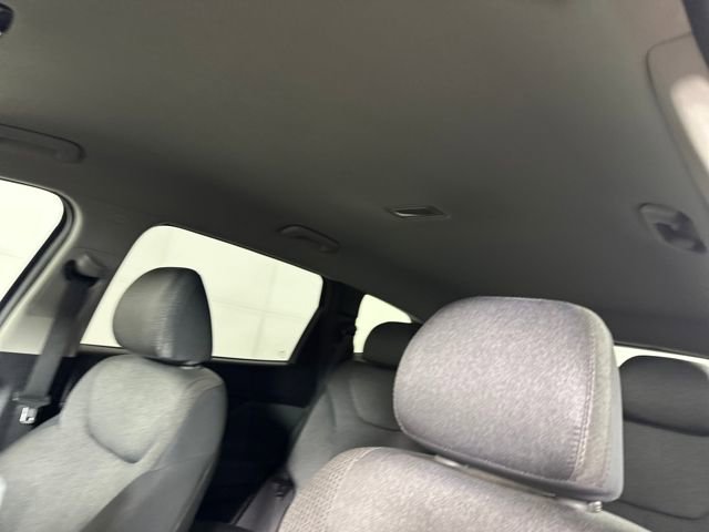 Used 2023 Hyundai Santa Fe SE w/ Cargo Package image 12