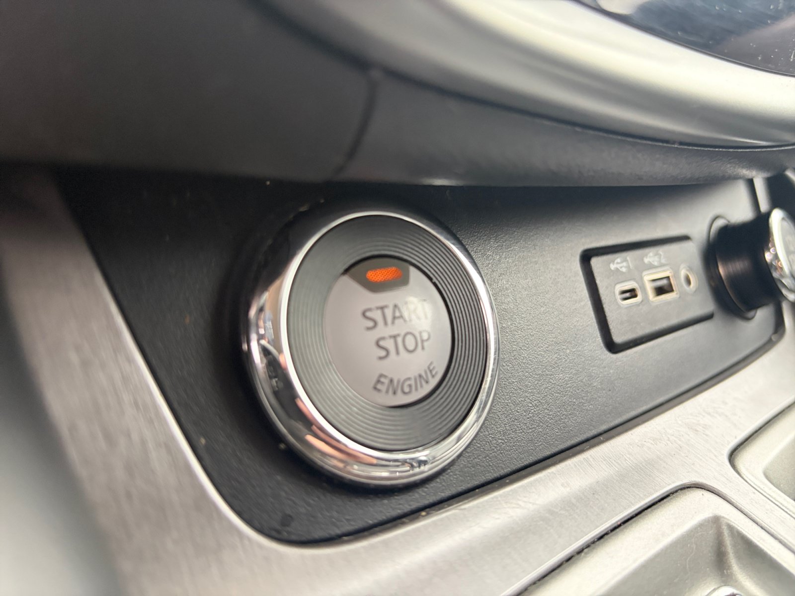 Used 2023 Nissan Murano SV AWD/4WD image 34