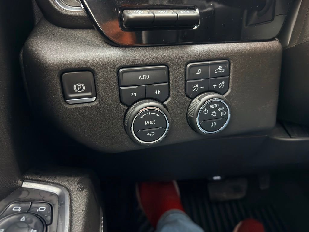 Used 2024 Chevrolet Silverado 1500 LTZ w/ Technology Package AWD/4WD image 41