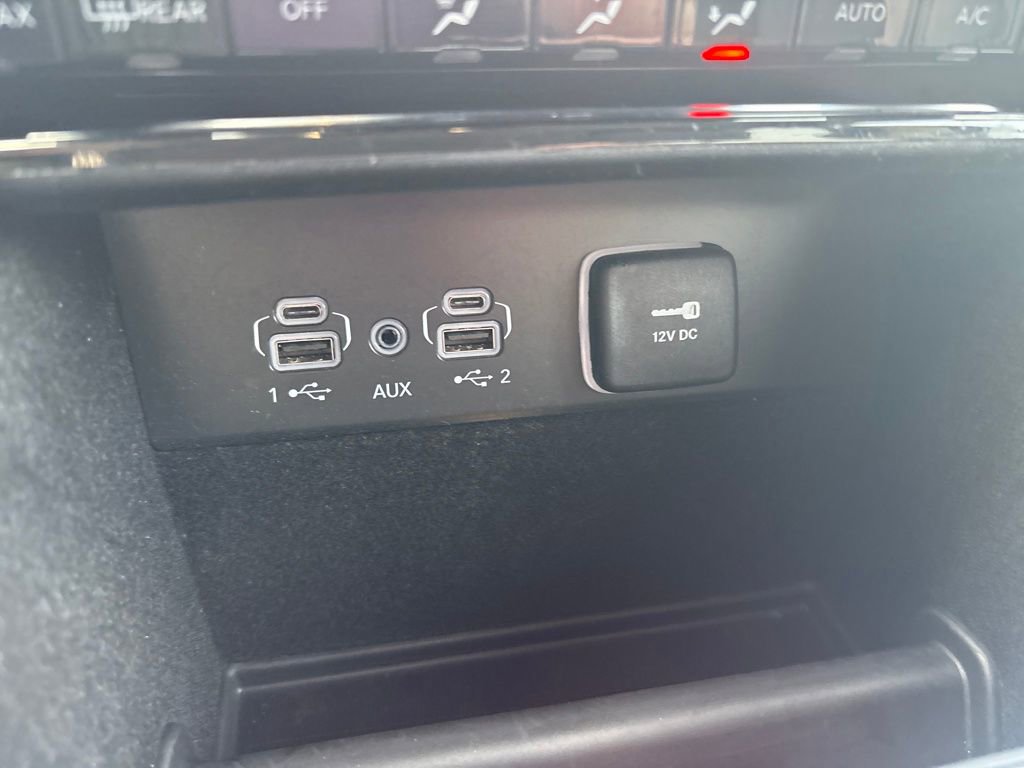 Certified 2021 Jeep Grand Cherokee L Limited image 30