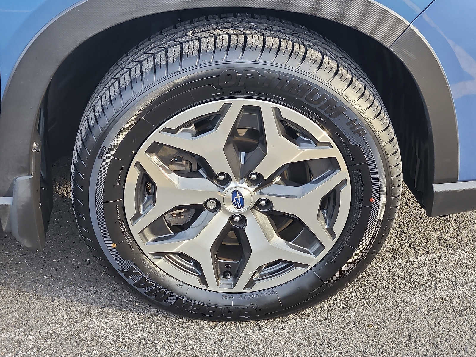 Used 2022 Subaru Forester Premium image 8