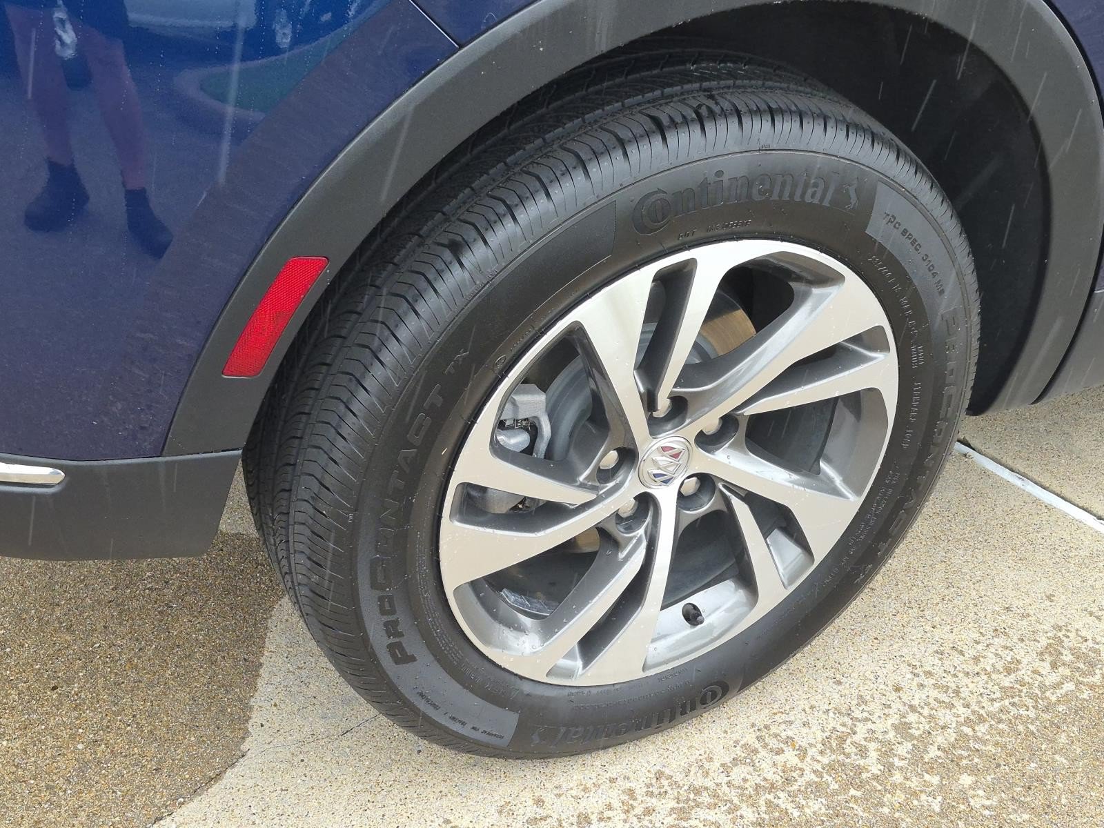 Used 2023 Buick Envision Essence FWD image 7