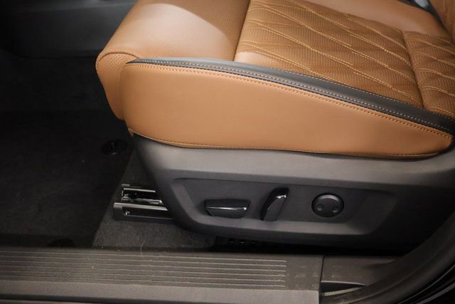 New 2026 Nissan Rogue Platinum image 12