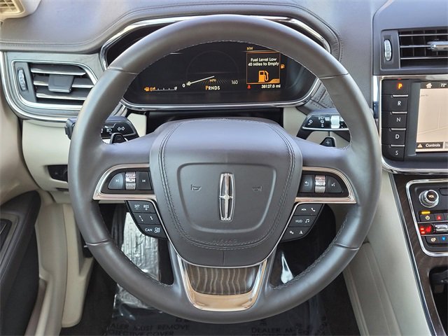 Used 2019 Lincoln Continental Reserve image 9