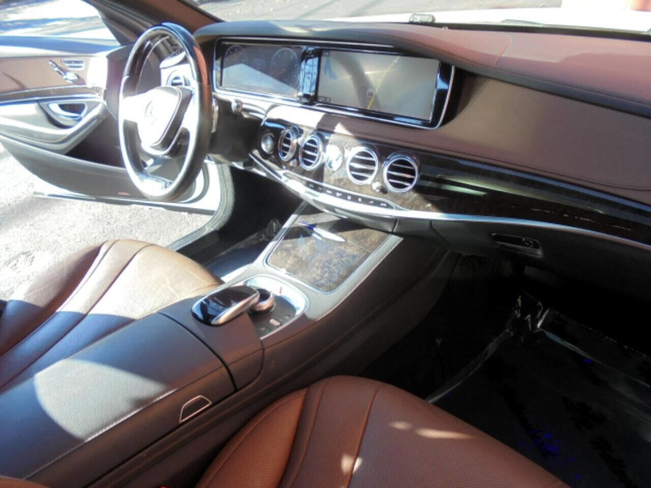 Used 2015 Mercedes-Benz S 550 Sedan image 11