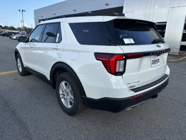 New 2026 Ford Explorer Active w/ Active Comfort Package RWD image 7