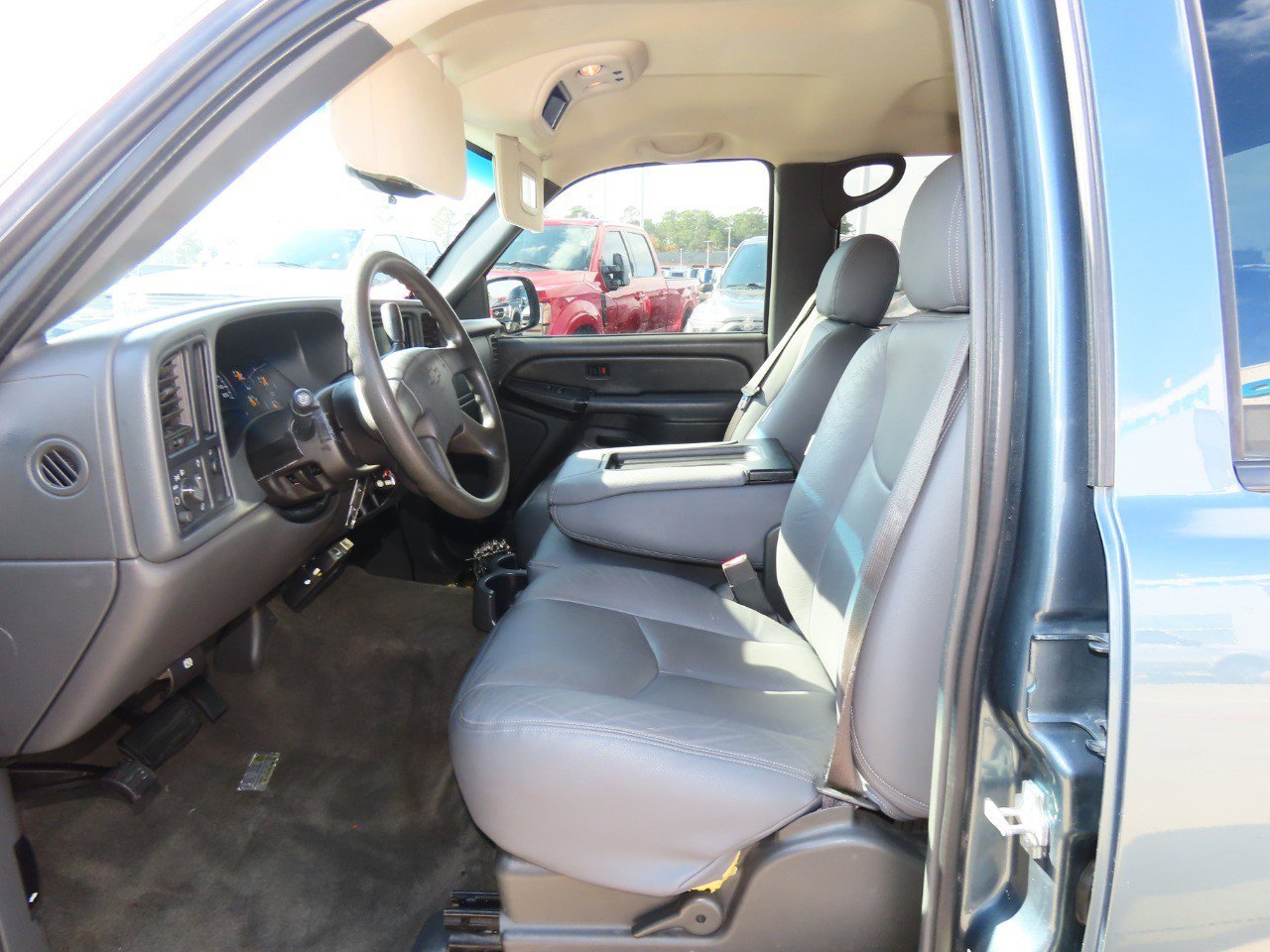 Used 2006 Chevrolet Silverado 1500 LS image 25