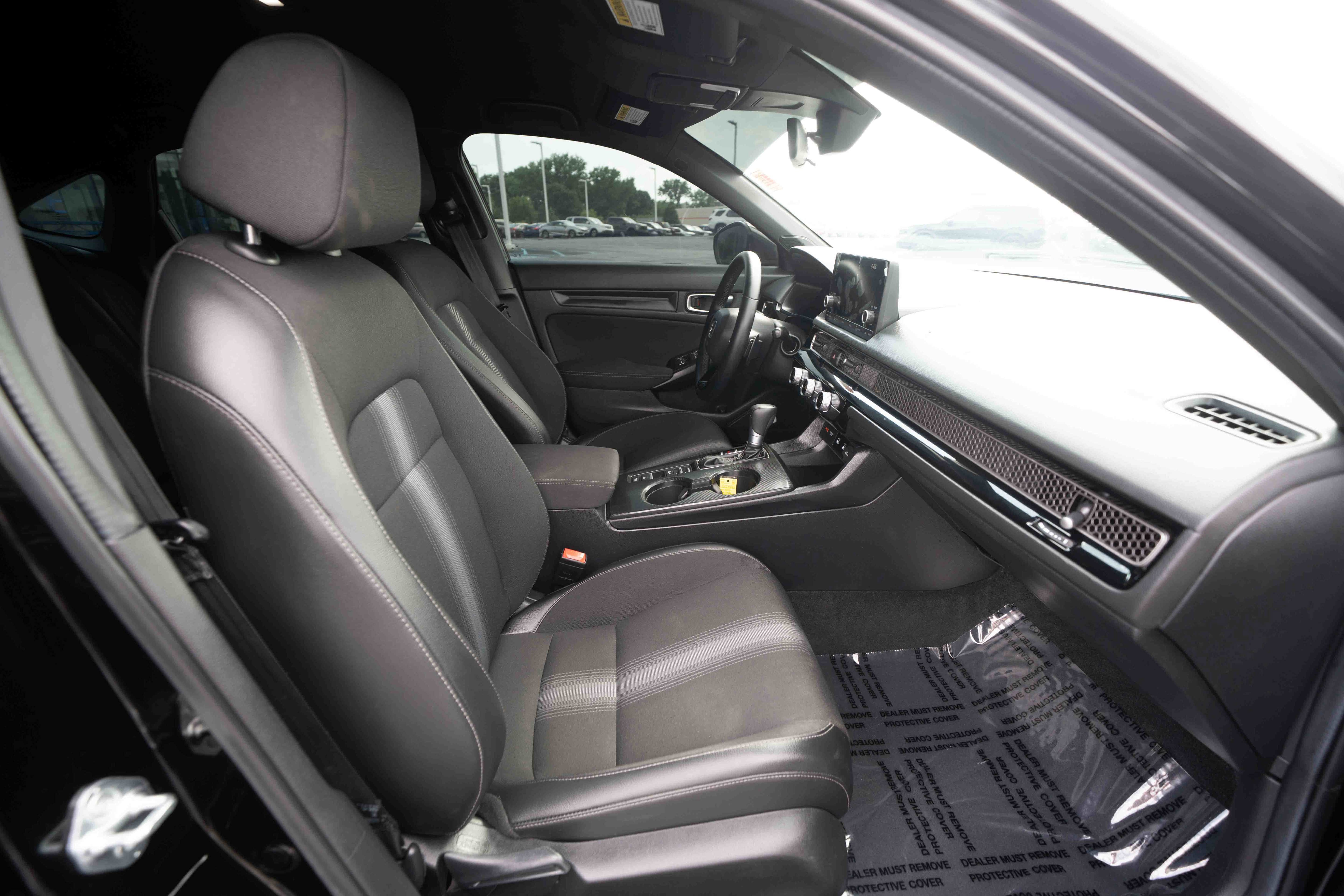 Used 2025 Honda Civic Sport image 26