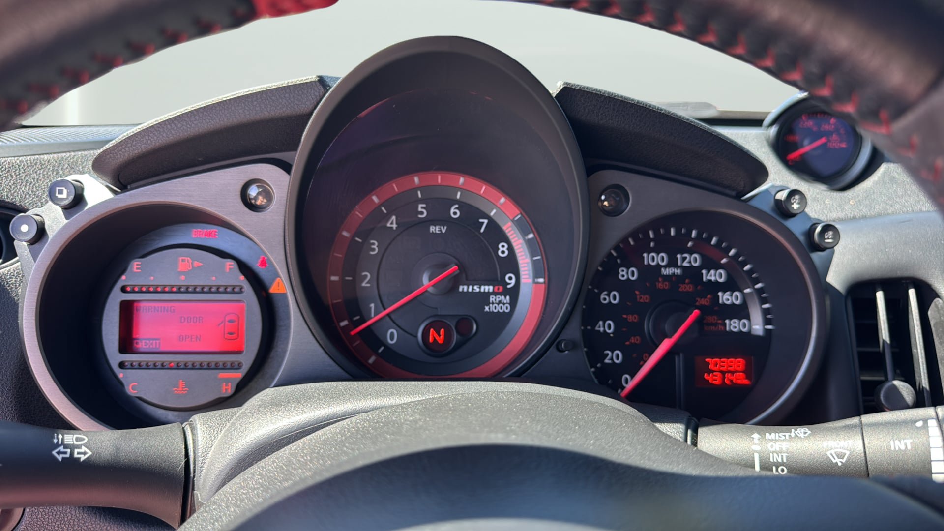 Used 2016 Nissan 370Z NISMO RWD image 29
