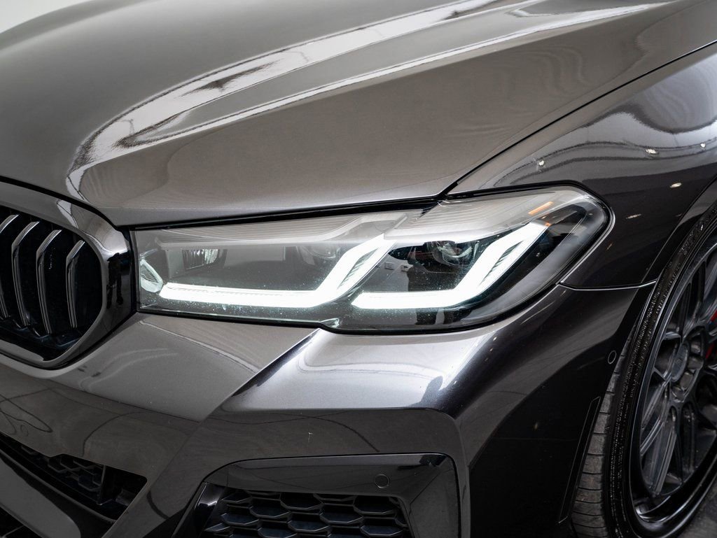 Used 2023 BMW 540i w/ M Sport Package RWD image 16