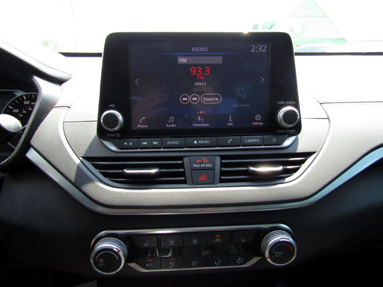 Used 2021 Nissan Altima 2.5 SR w/ SR Premium Package image 14