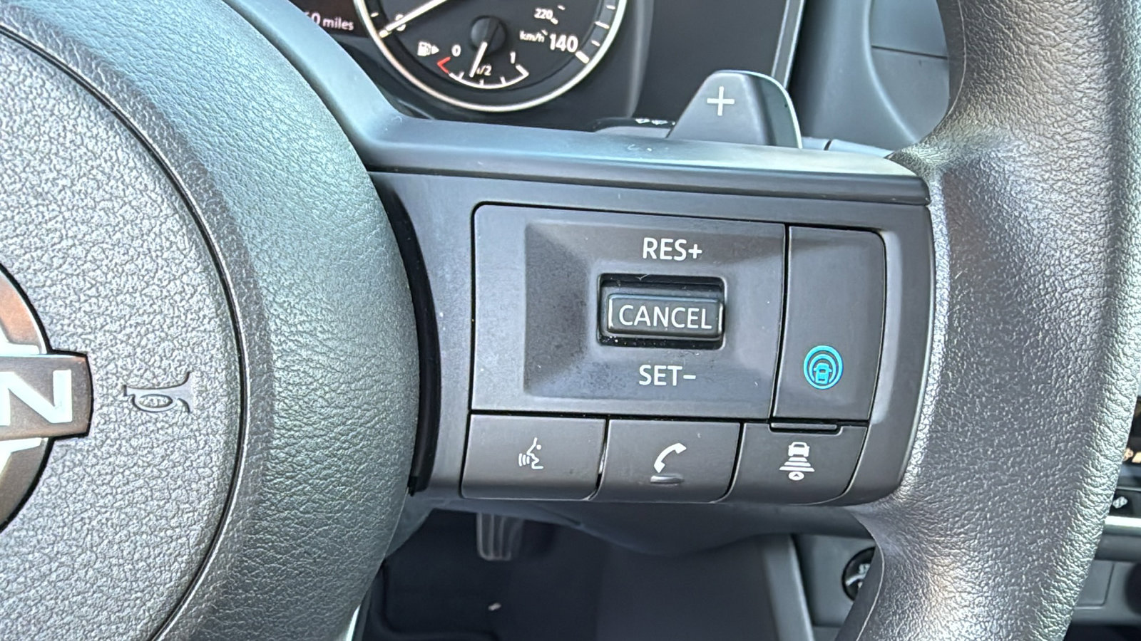 Certified 2024 Nissan Rogue SV AWD/4WD image 11