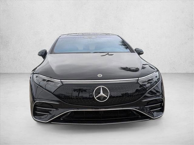 Used 2023 Mercedes-Benz EQS 580 4MATIC Sedan video 2
