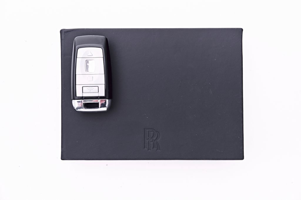 Used 2020 Rolls-Royce Dawn RWD image 83