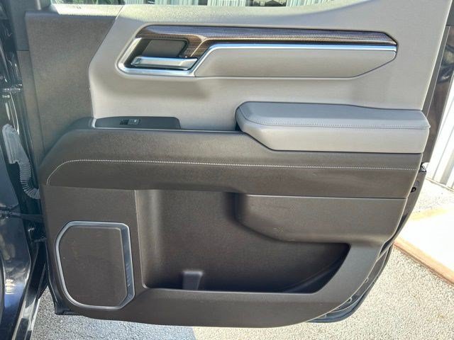 Used 2023 Chevrolet Silverado 1500 LT w/ Protection Package AWD/4WD image 45