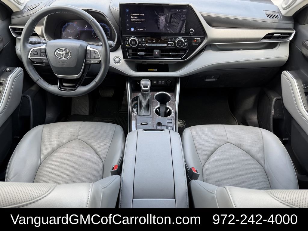 Used 2023 Toyota Highlander Limited image 10