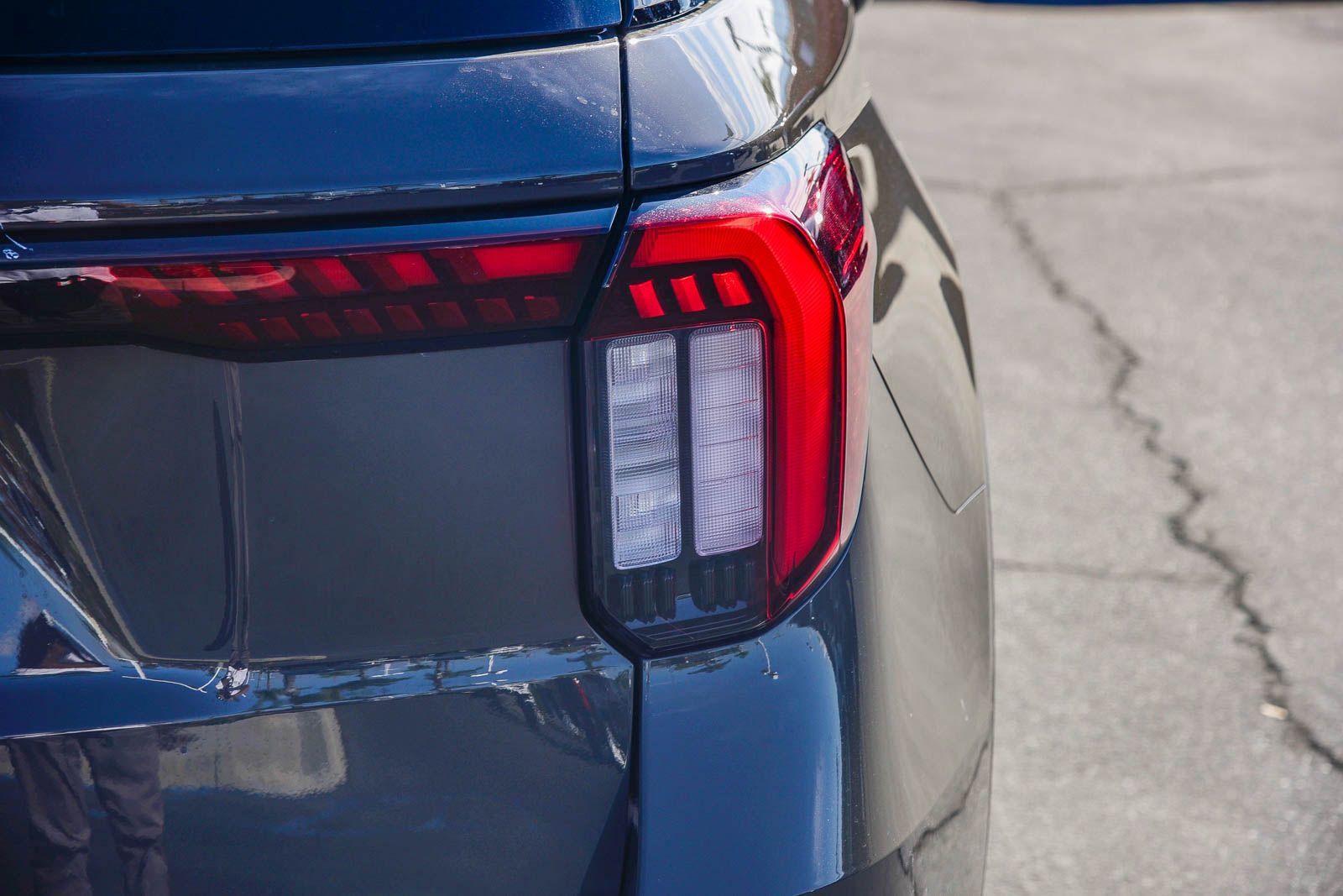 New 2026 Ford Explorer ST-Line w/ ST-Line Street Pack image 7
