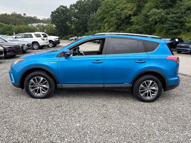 Used 2018 Toyota RAV4 XLE w/ Convenience Package AWD/4WD video 2