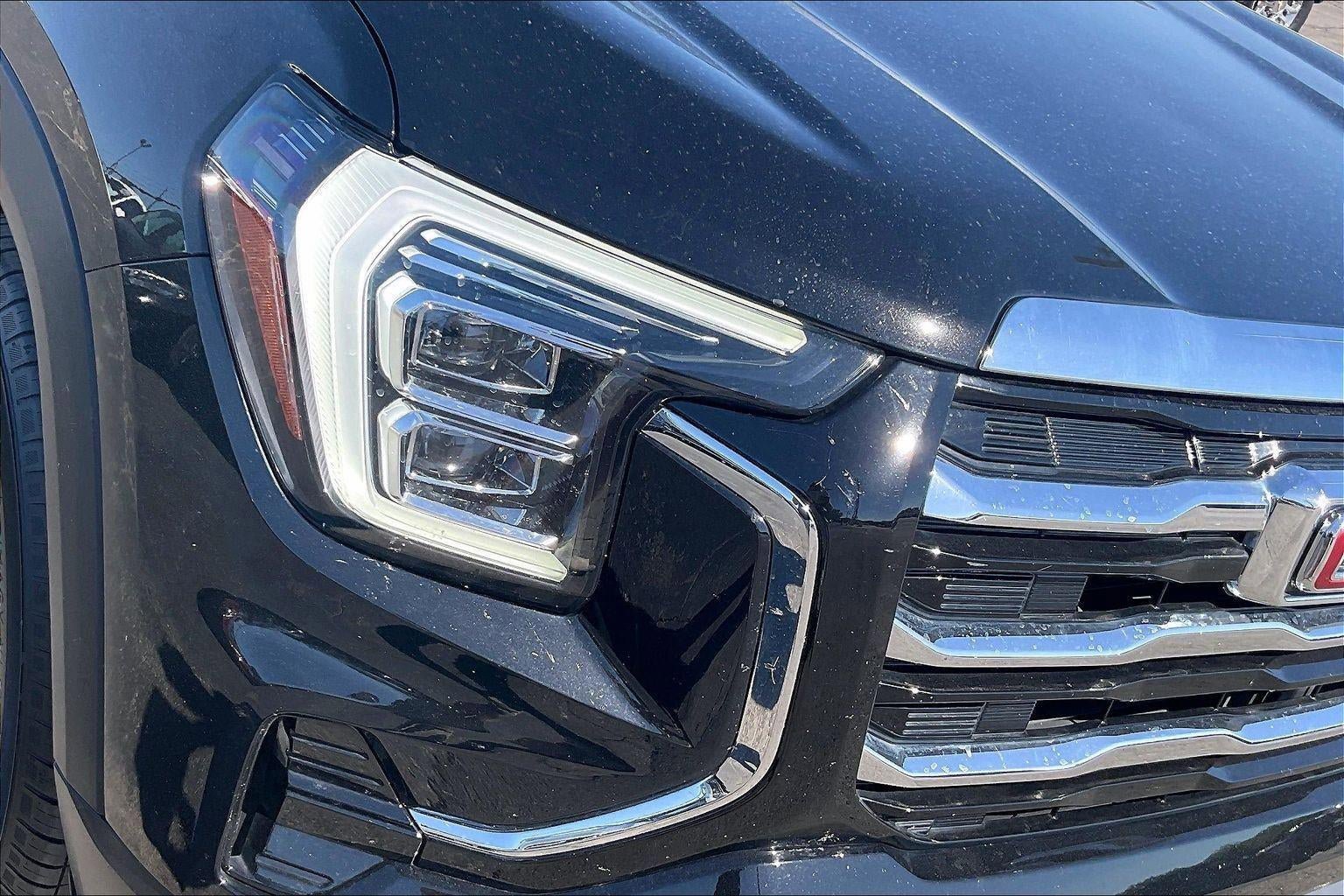 Used 2025 GMC Terrain Elevation FWD image 29