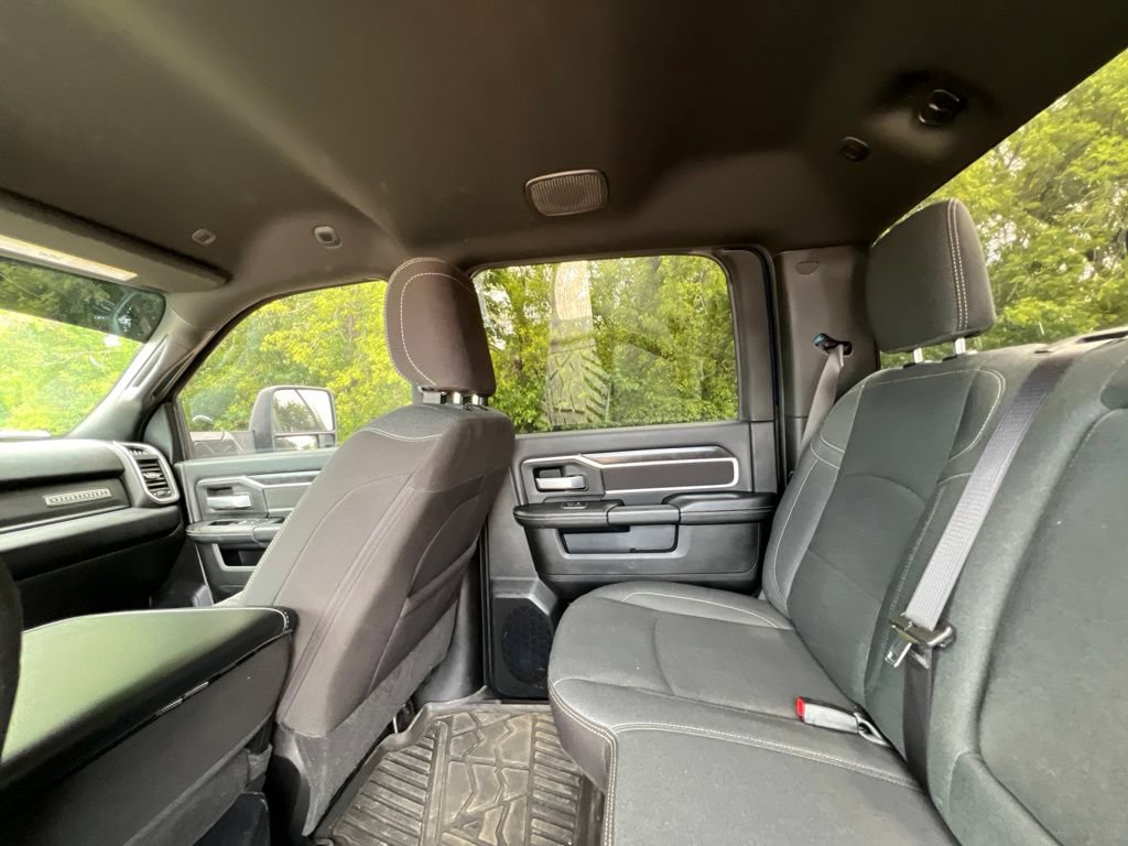Used 2024 RAM 2500 Big Horn w/ Night Edition AWD/4WD image 19