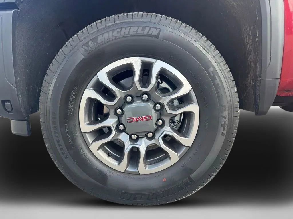 Used 2026 GMC Sierra 2500 SLT w/ SLT Premium Package AWD/4WD image 31