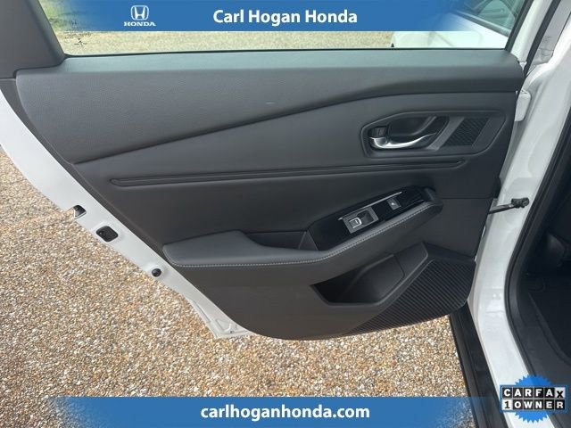 Used 2023 Honda Accord Touring image 11