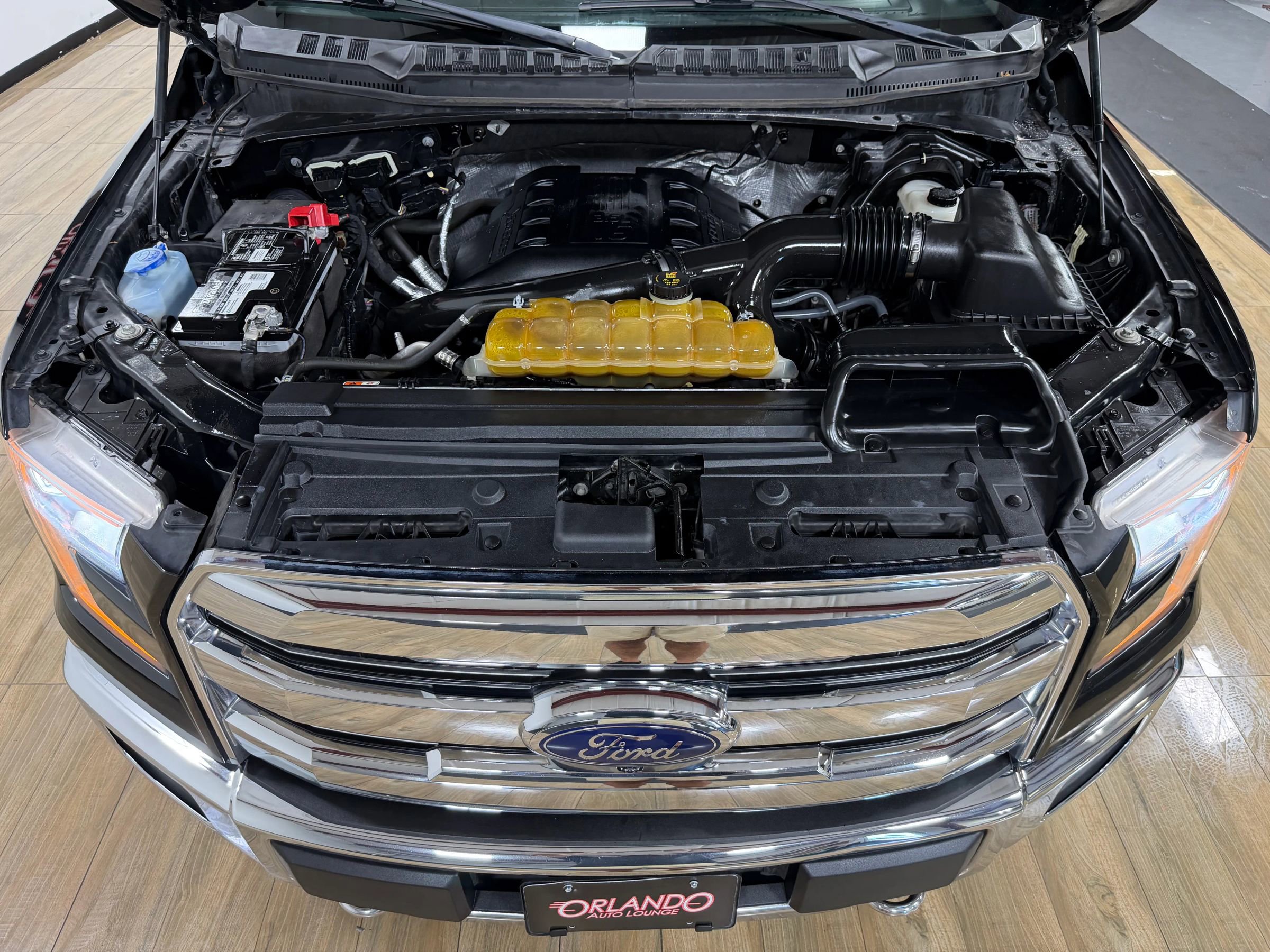 Used 2016 Ford F150 King Ranch w/ Equipment Group 601A Luxury AWD/4WD image 11