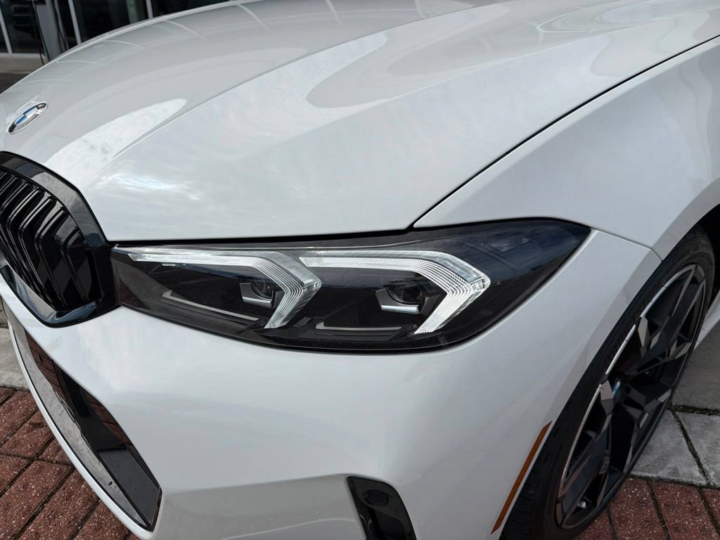 New 2026 BMW 330i Sedan w/ M Sport Package RWD image 11