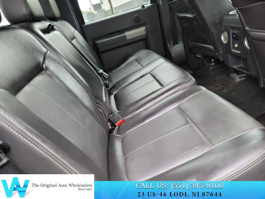 Used 2012 Ford F350 Lariat w/ Chrome Pkg image 19