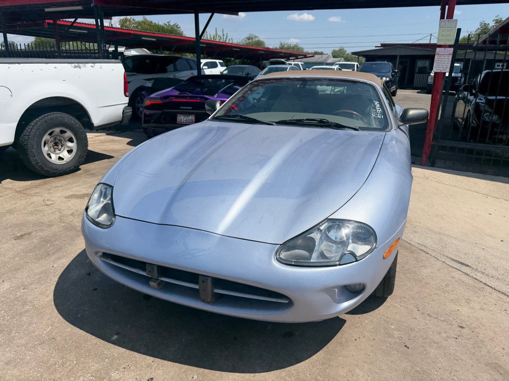 Used 2000 Jaguar XK8 Convertible RWD image 7