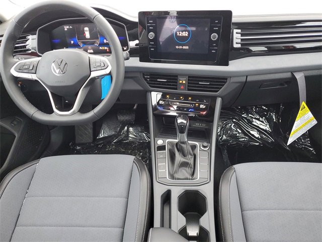 New 2026 Volkswagen Jetta SE image 10