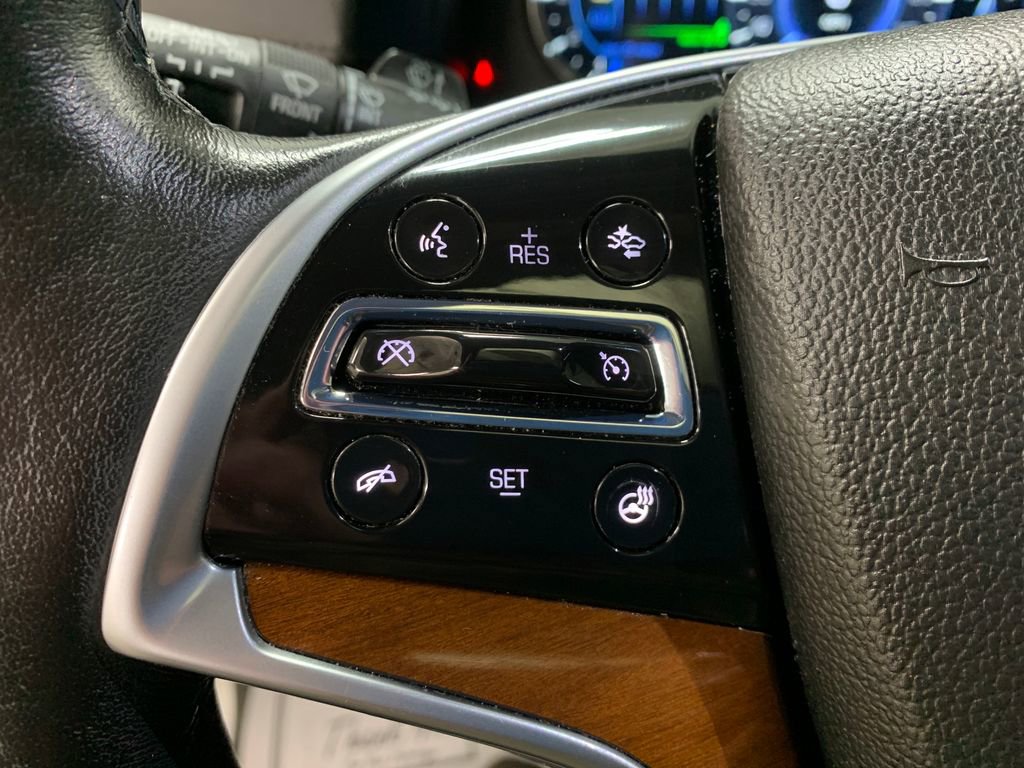 Used 2016 Cadillac Escalade Luxury image 13