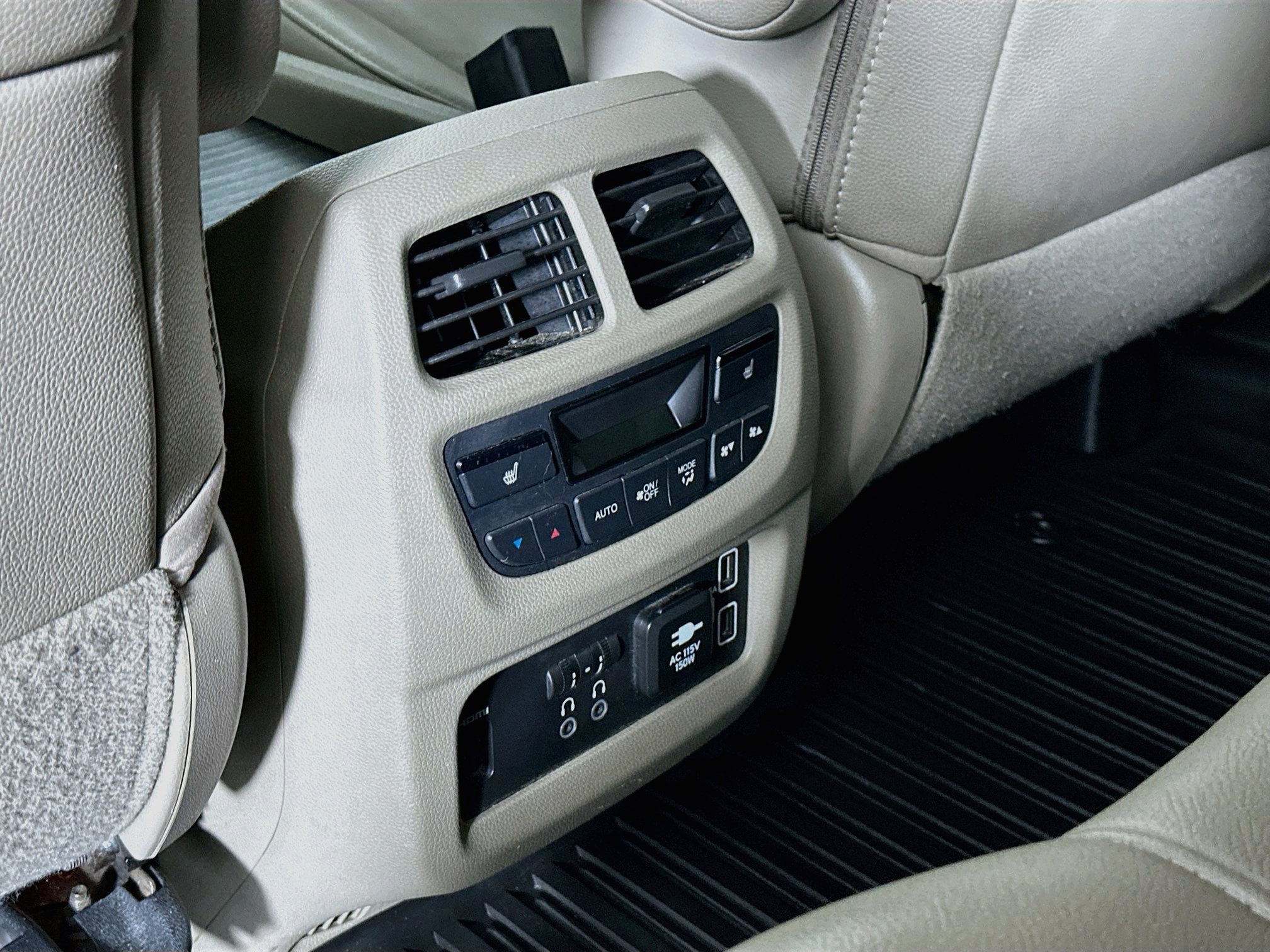 Used 2019 Honda Pilot Touring image 24