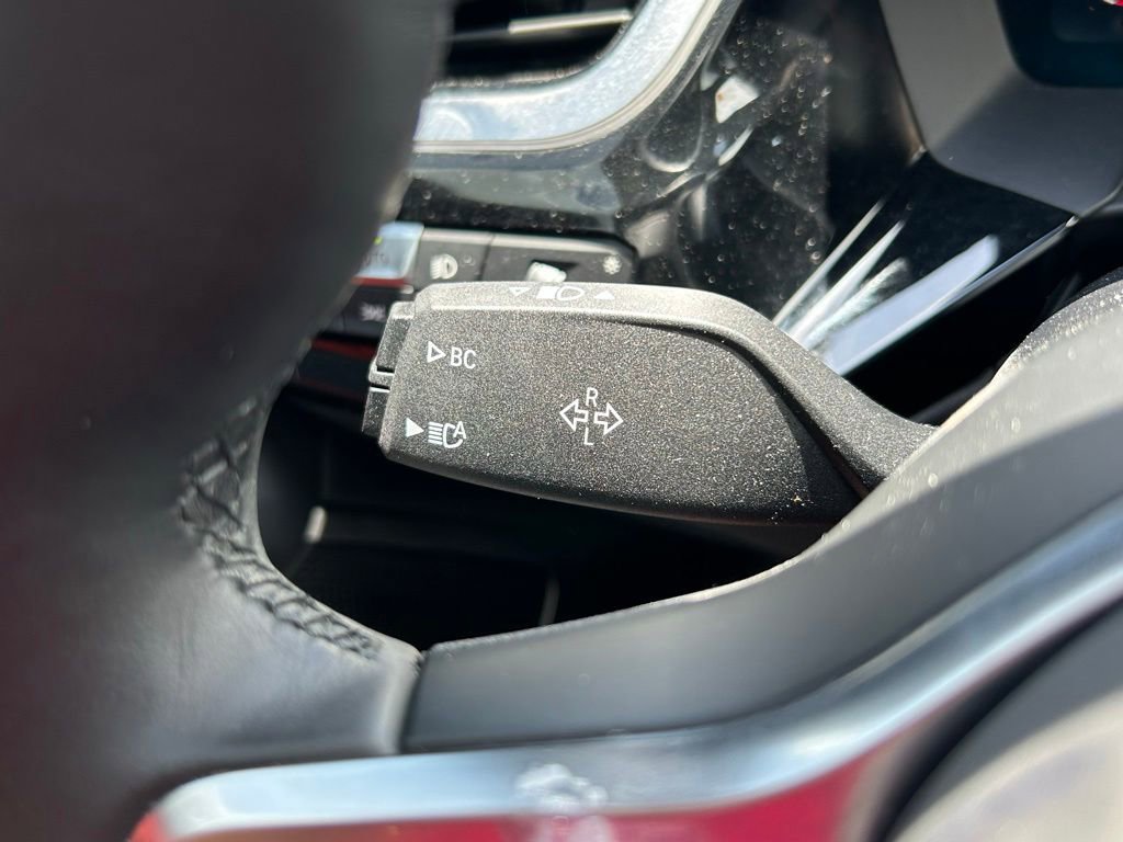 Used 2025 BMW Z4 M40i w/ Edition RWD image 23