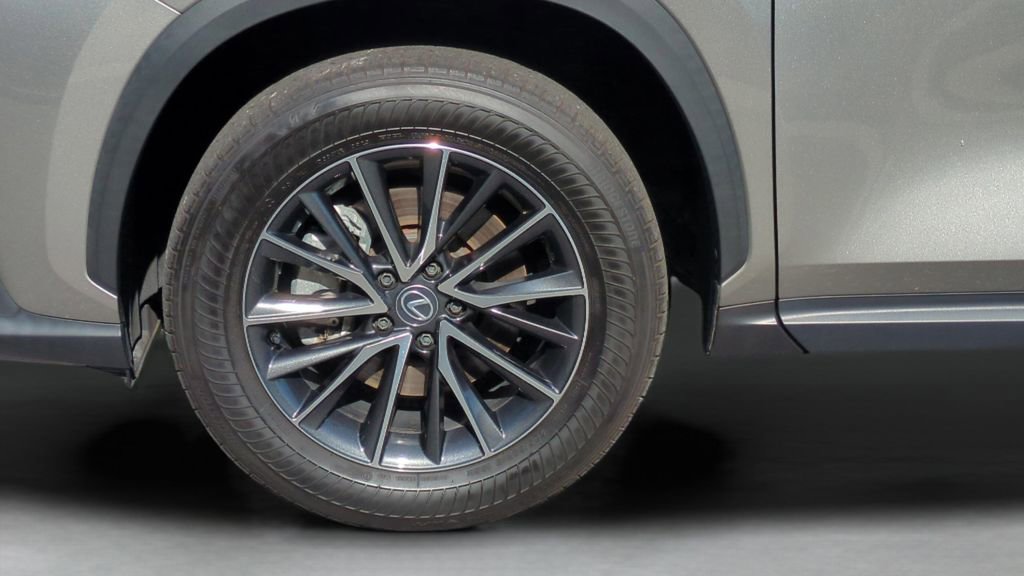 Used 2024 Lexus NX 250 FWD image 28