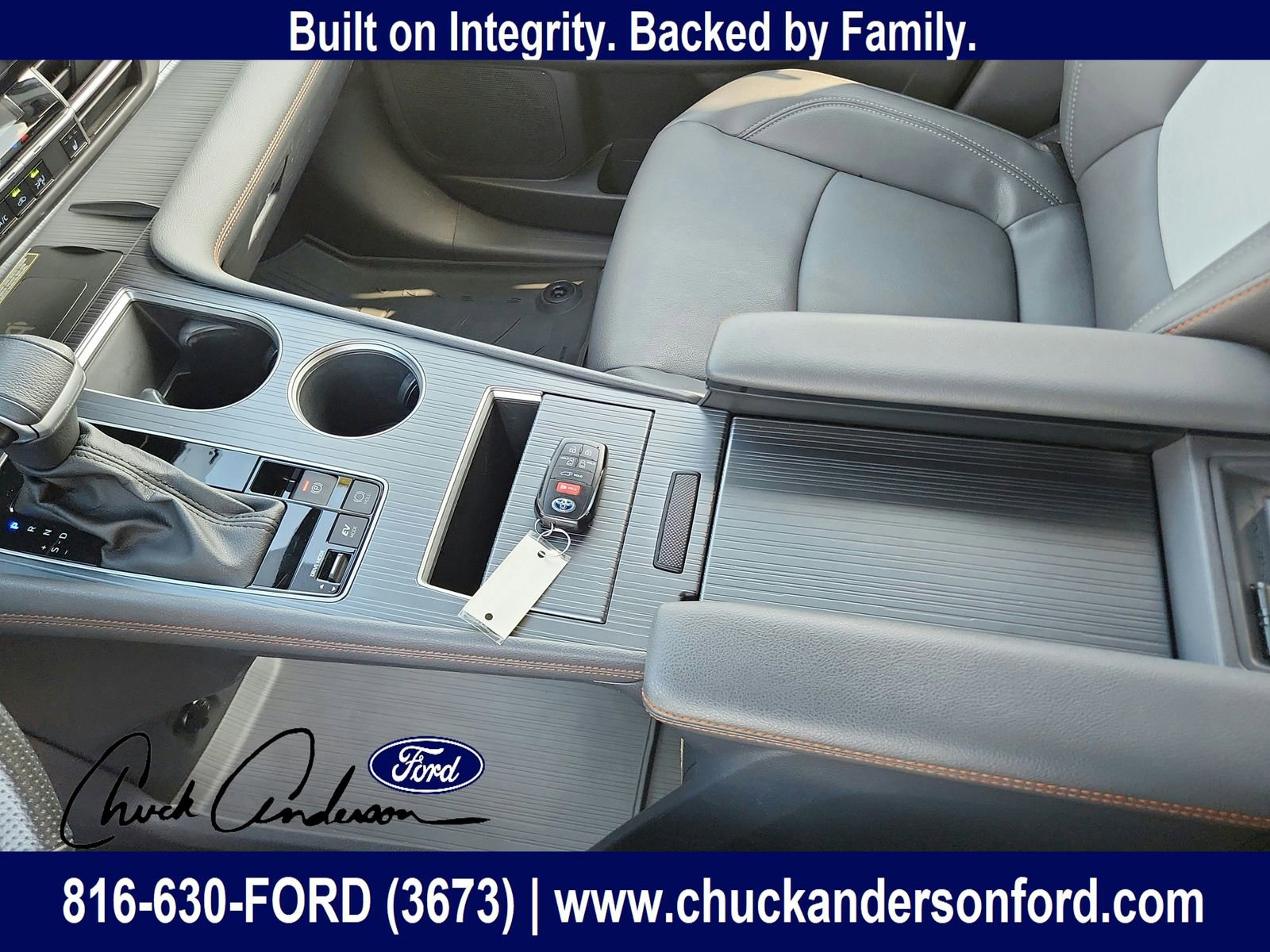 Used 2023 Toyota Sienna XSE w/ XSE Plus Package image 15