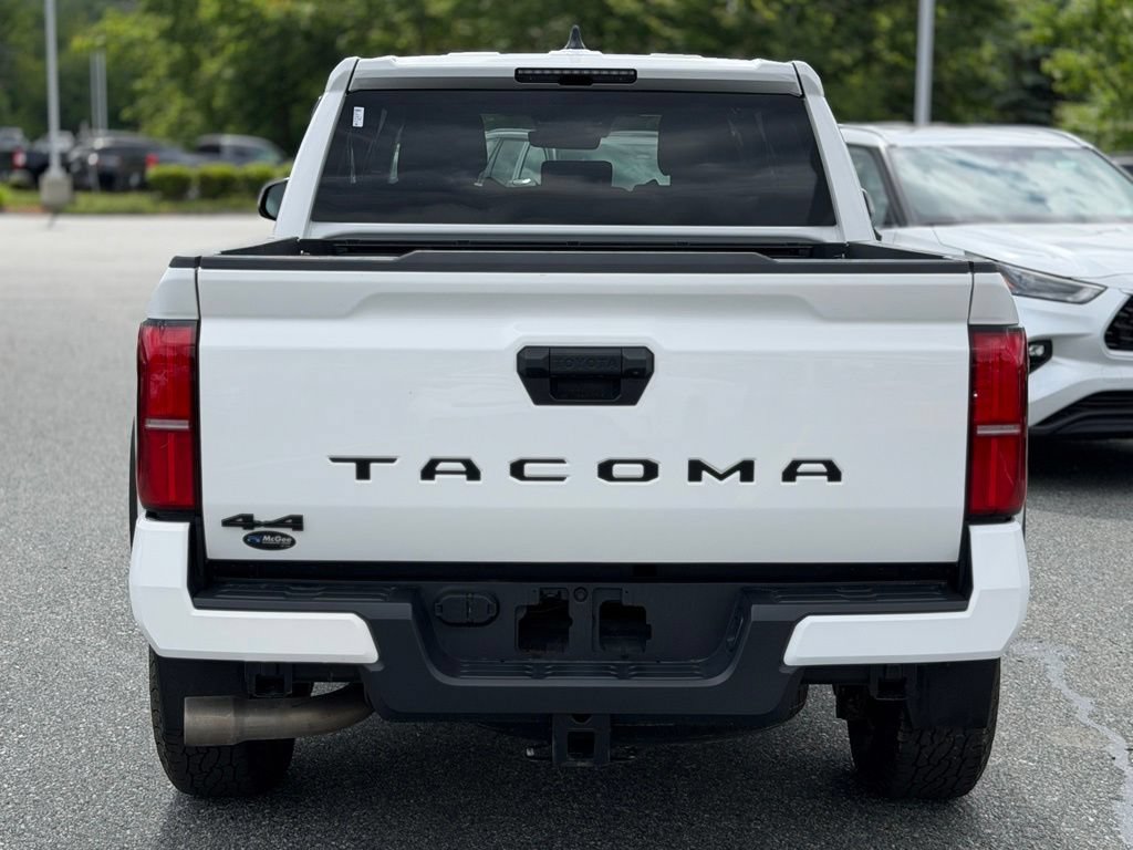 Certified 2024 Toyota Tacoma TRD Off-Road AWD/4WD image 4