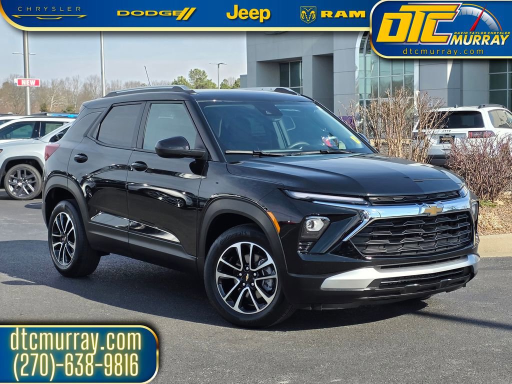 Used 2025 Chevrolet TrailBlazer LT image 1