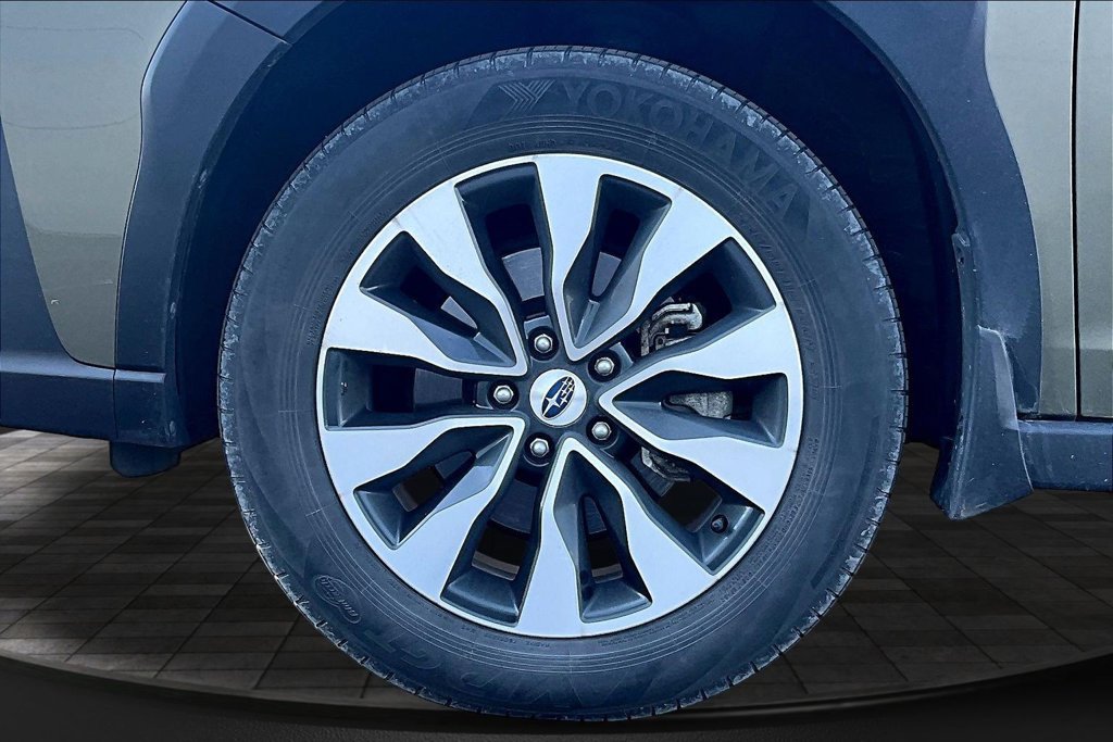 Used 2023 Subaru Outback Touring AWD/4WD image 35