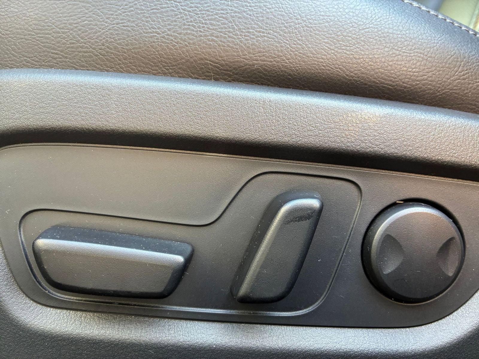 Used 2025 MAZDA CX-50 2.5 Hybrid w/ Premium Plus Pkg image 22