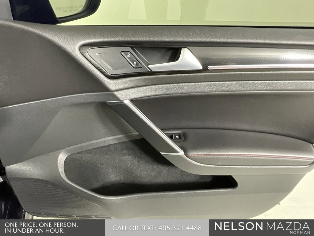 Used 2017 Volkswagen GTI SE image 20