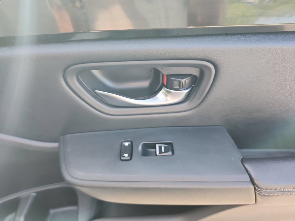 Used 2023 Honda Pilot EX-L image 25