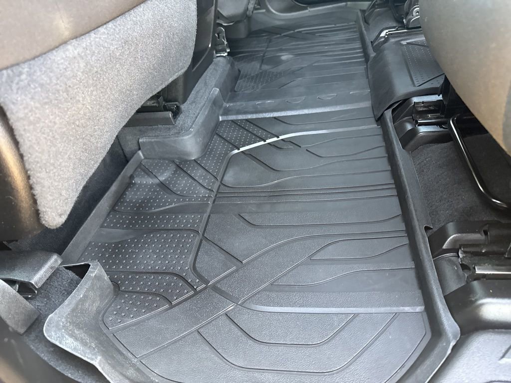 Certified 2023 Chevrolet Traverse LT w/ Midnight/Sport Edition image 22