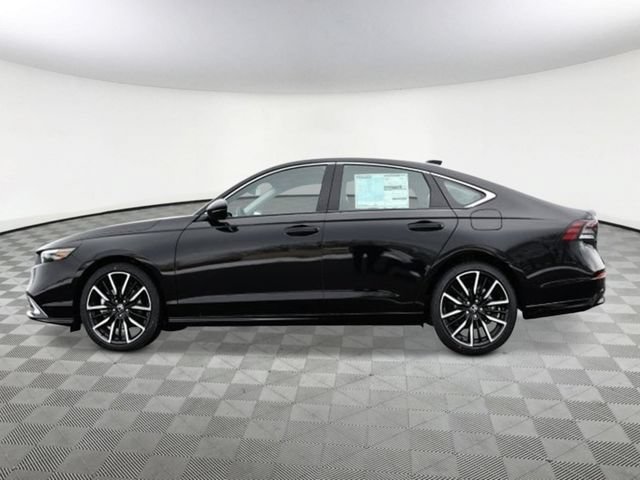 New 2026 Honda Accord Touring image 2