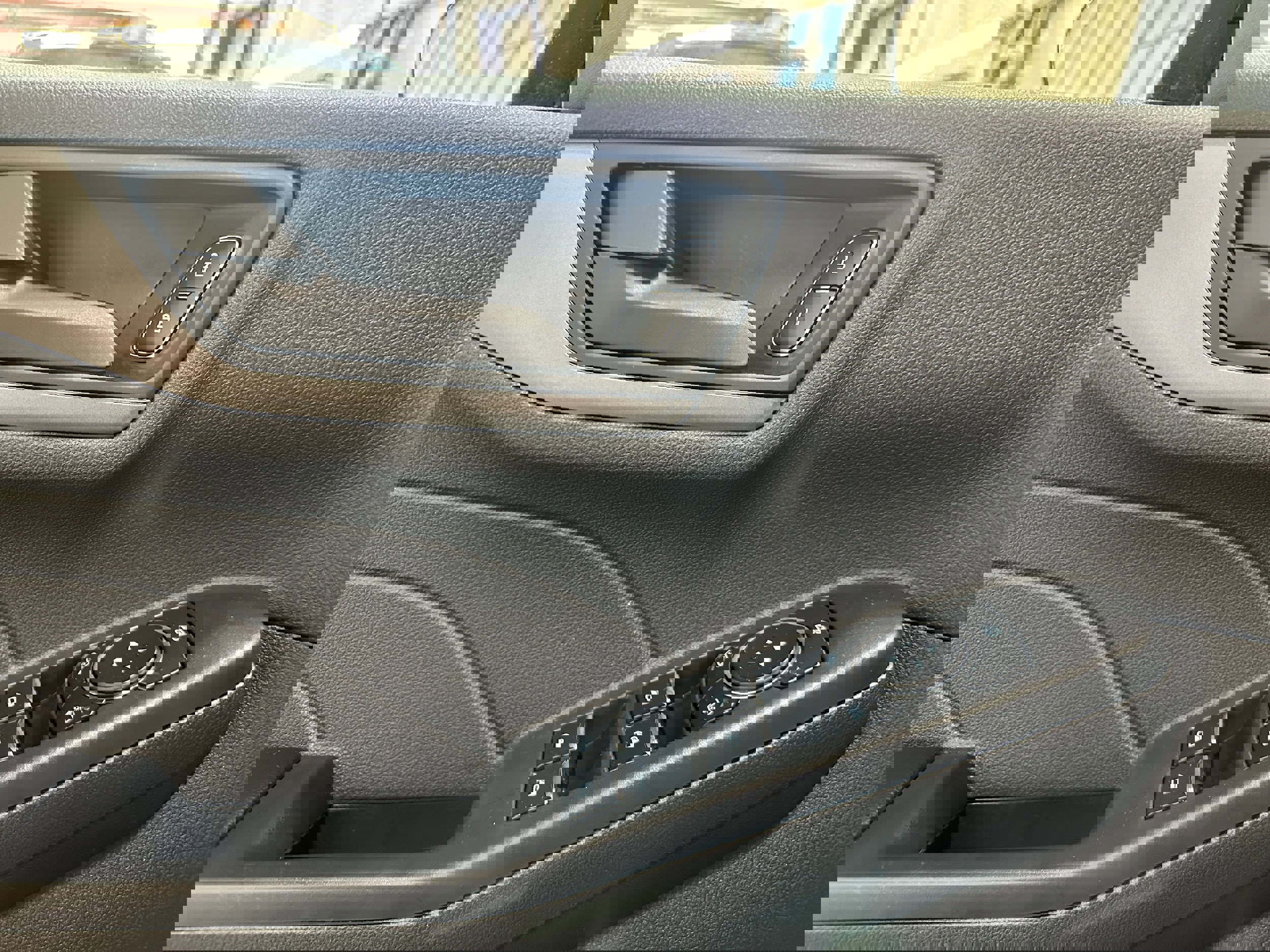 Certified 2024 Ford Escape Active AWD/4WD image 11