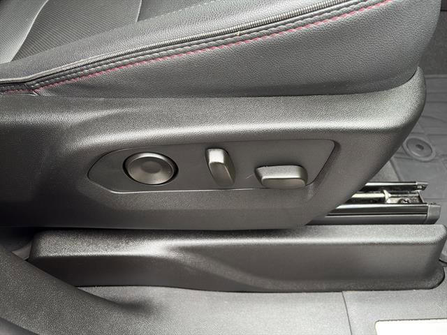 Used 2022 Chevrolet Tahoe RST w/ Luxury Package image 10