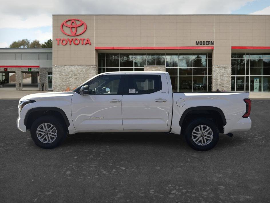 Certified 2025 Toyota Tundra SR5 w/ SR5 Premium Package AWD/4WD image 7